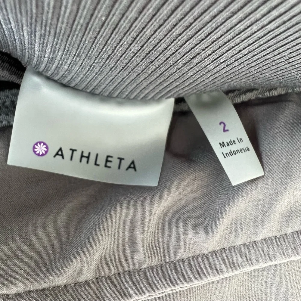 Athleta • Gray Midtown Skort • Size 2 - Picture 5 of 7